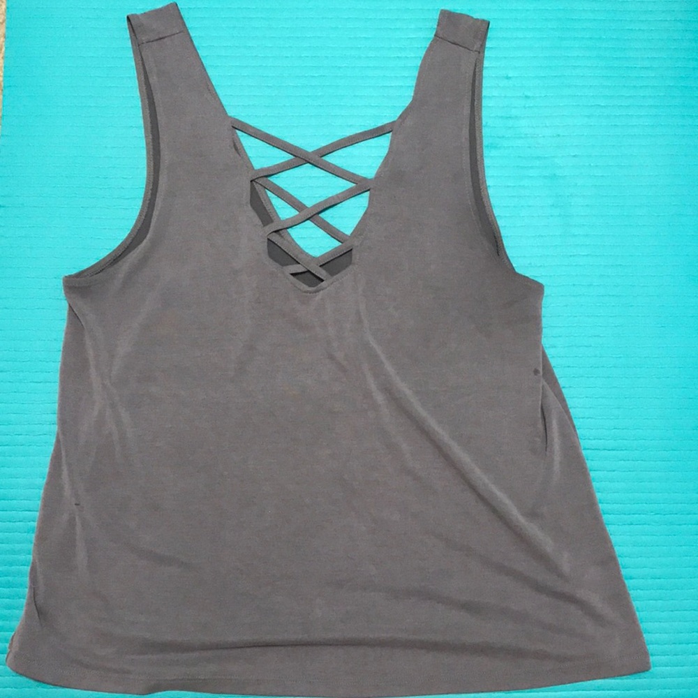 Strap v-neck tank top